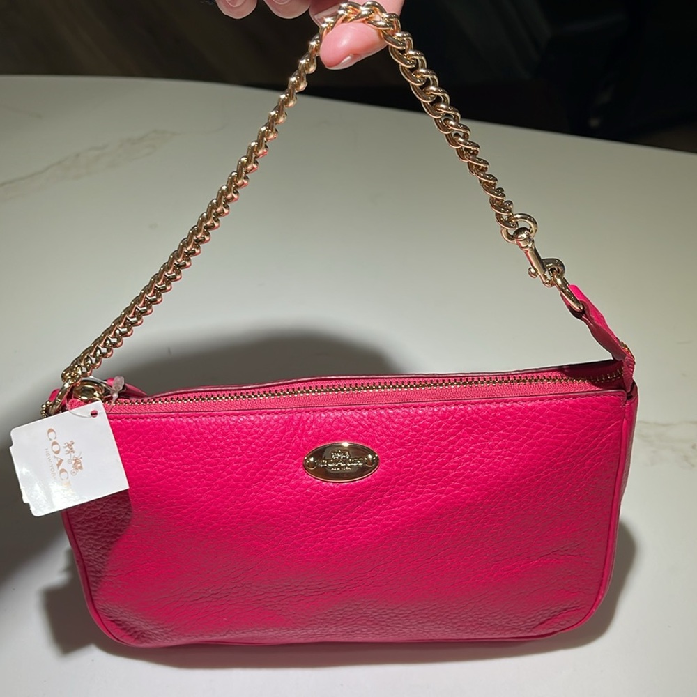 COACH, F53340 Authentic Pebbled Leather Large Wristlet, Chain strap, Pink - Picture 2 of 12